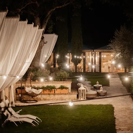 Relais Convento Santa Croce منزل ريفي *