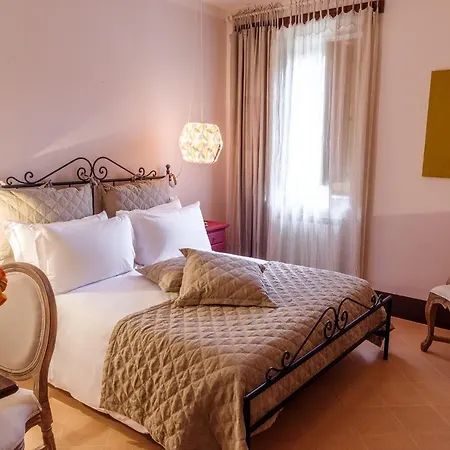 Relais Convento Santa Croce SantʼAnatolia di Narco