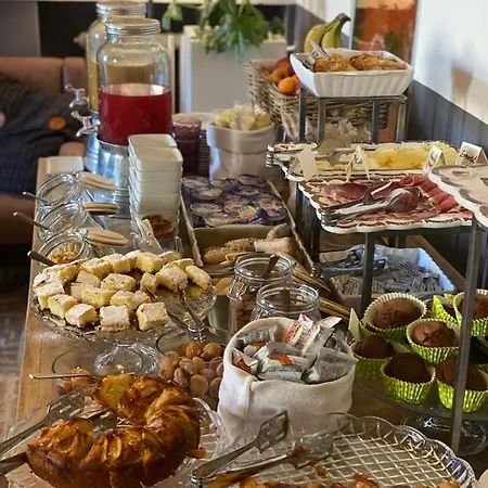 Casa di campagna Convento Santa Croce SantʼAnatolia di Narco