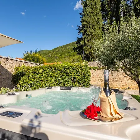 Relais Convento Santa Croce * SantʼAnatolia di Narco